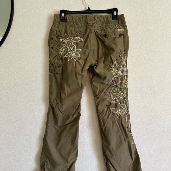 Vintage Y2K Miss Me Flare Low RiseCargo Womens Pants with embroidered detail - Picture 6 of 16